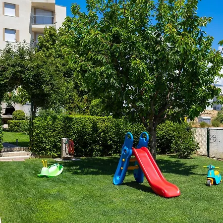 Sunny Garden Lux * Split