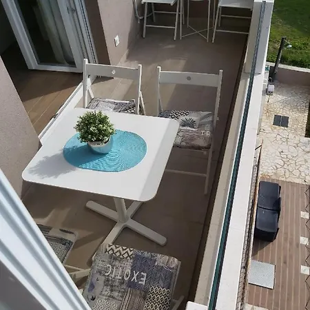 Sunny Garden Lux * Split