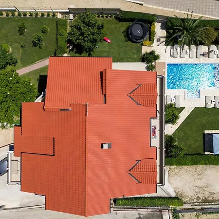 Sunny Garden Lux Apartman Split