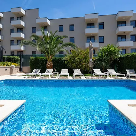 Apartman Sunny Garden Lux