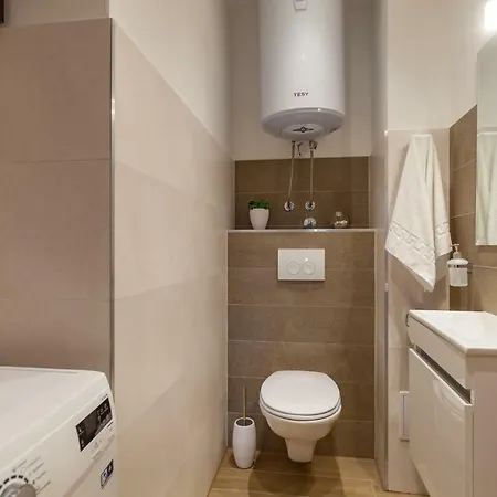 Sunny Garden Lux Apartman Split